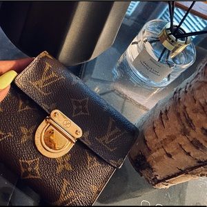 Louis Vuitton Monogram Joey Push Lock Wallet